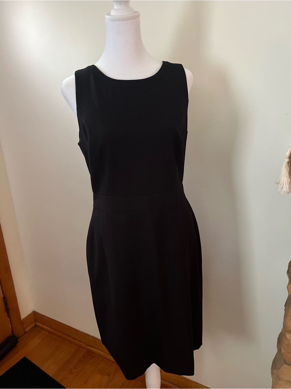 NWT J. Crew Classic Black Sleeveless Sheath Dress Knee Length cocktail work 6